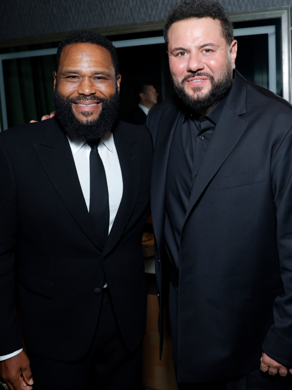 Presenter Anthony Anderson & Host Mo Amer