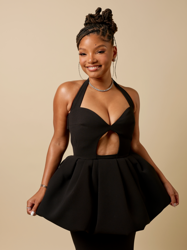 Presenter Halle Bailey